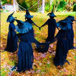 COSTUMES & RETRO CLOTHES to create one‼️Happy Halloween🎃